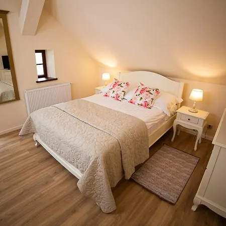 Rancho Alloggio per agriturismo *